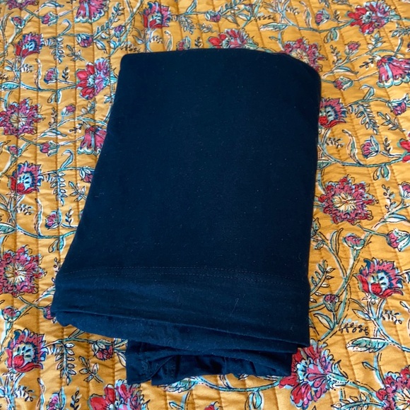 Room Essentials Bedding Plain Black Flat Sheet Twin Size Room